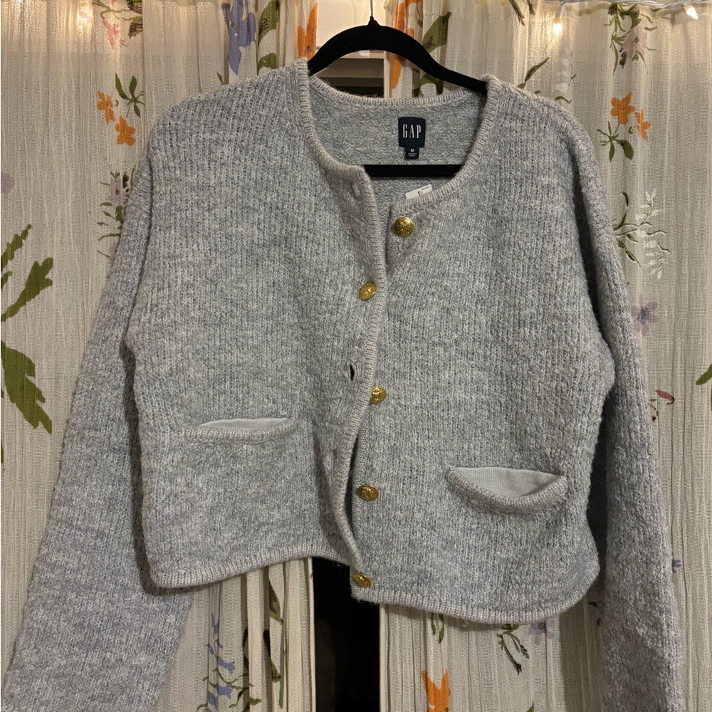 Gap cardigan